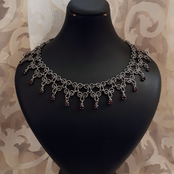 Vintage silver tone choker, short length necklace - Picture 10 of 10